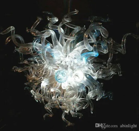 Source de lumière LED Lampe en verre de Murano soufflé à la main Style cristal européen Lustres de plafond et lampes suspendues modernes