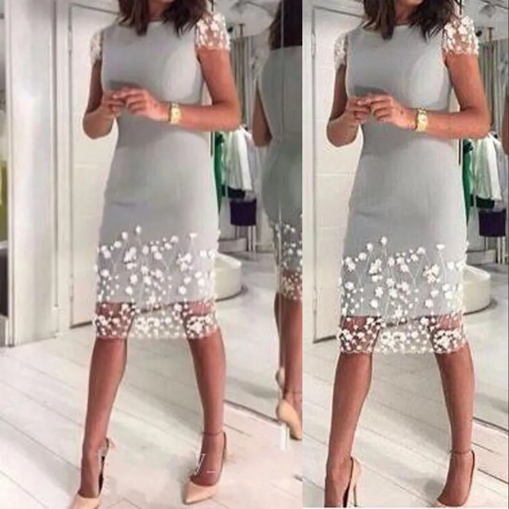 Silver Gray Mother Of The Bride Dresses Jewel Neck Short Sleeves White Lace With Flowers Sheath Knee Length Party Evening Wedding Guest Gown