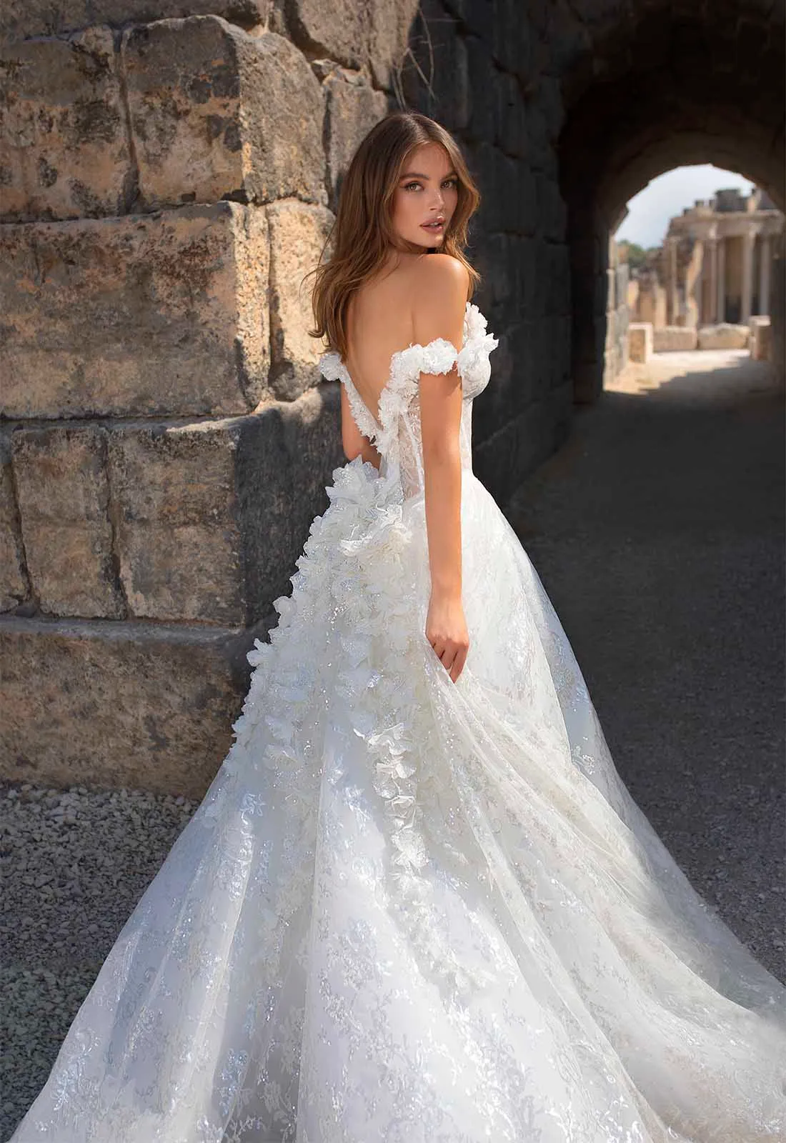 Modest Pnina Tornai Vestido De Fiesta Con Hombros Descubiertos Sin Mangas Sin Espalda Hecho A Mano Flor Lentejuelas Vestidos De Novia Vestido De Novia Tren De Barrido B296R De 129 2 DHgate