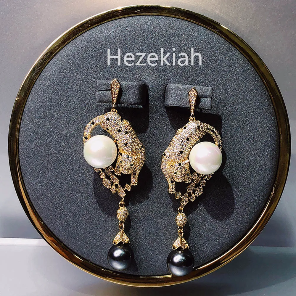Hezekiah 925 Tremella Needle Bossy Leopard Pendientes Perla Leopardo Moda de gama alta calidad Atmosférica dama pendientes