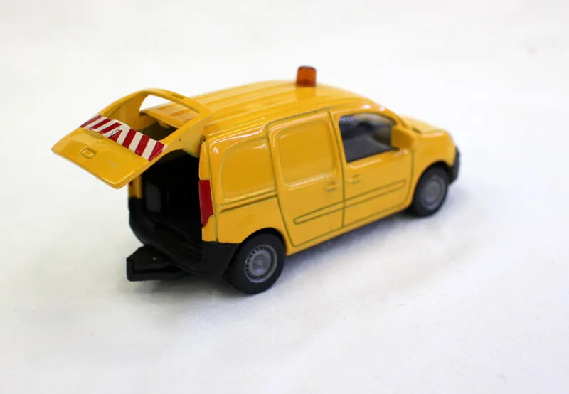 Freeshipping High Simulation NOREV RENAULT 1 64 Scale Alloy Model Cars Diecast Metal Car Toy Collection Toy Vehicle