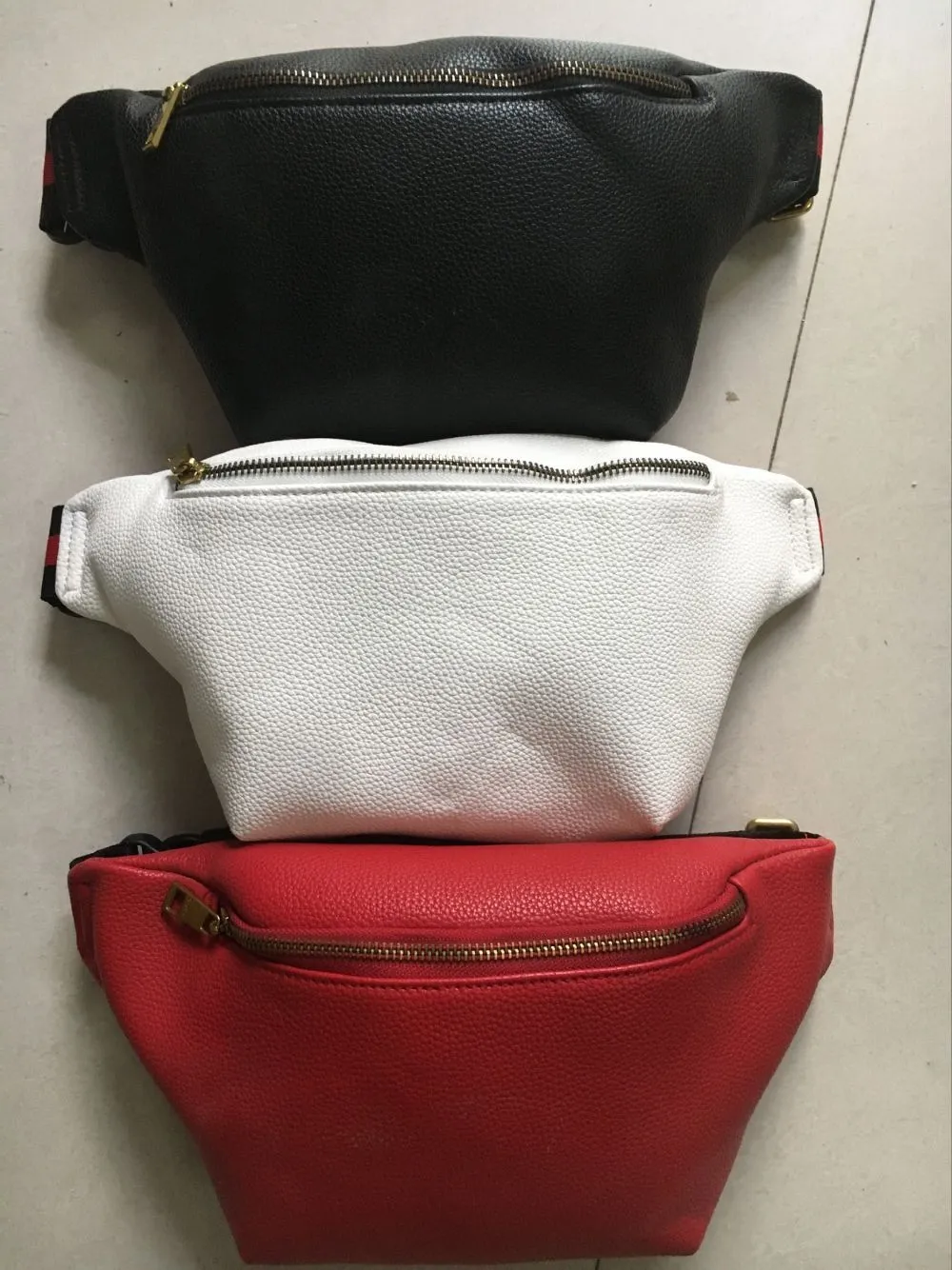 Gratis verzending nieuwe top pu ontwerp taille tas zwarte koehide hart taille zakken portemonnee vrouwen rode taille crossbody tas schoudertassen #g6582g
