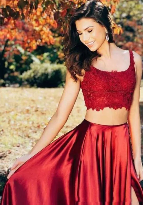 Vestidos largos de baile de dos piezas largos de color rojo oscuro con espalda larga Satin Floor Length A Line Sexy Noche de gala