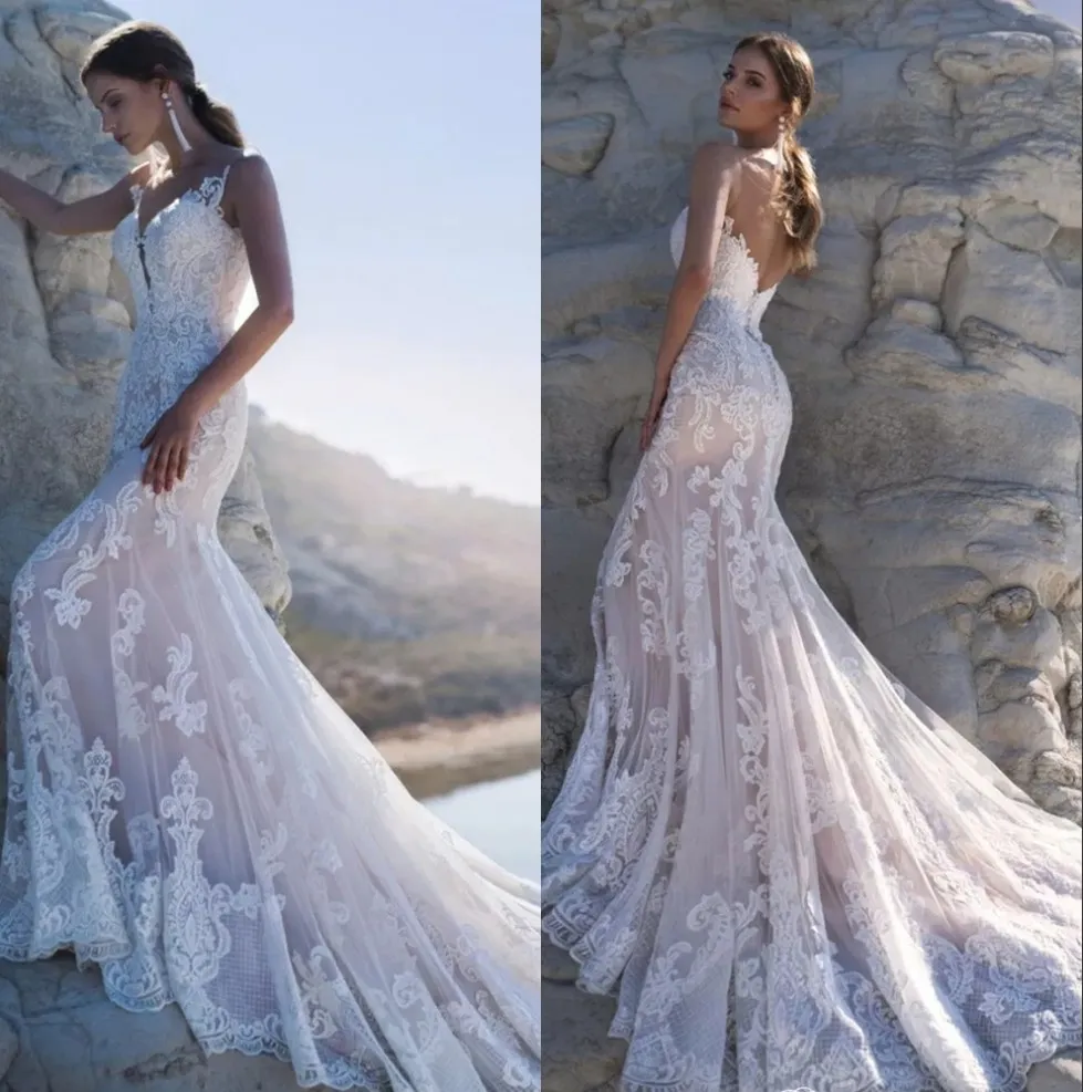 Abiti da sposa da spiaggia a sirena in pizzo con top a rete trasparente 2020 Abiti da sposa in tulle con applicazioni di boemia Abiti da sposa con mantella