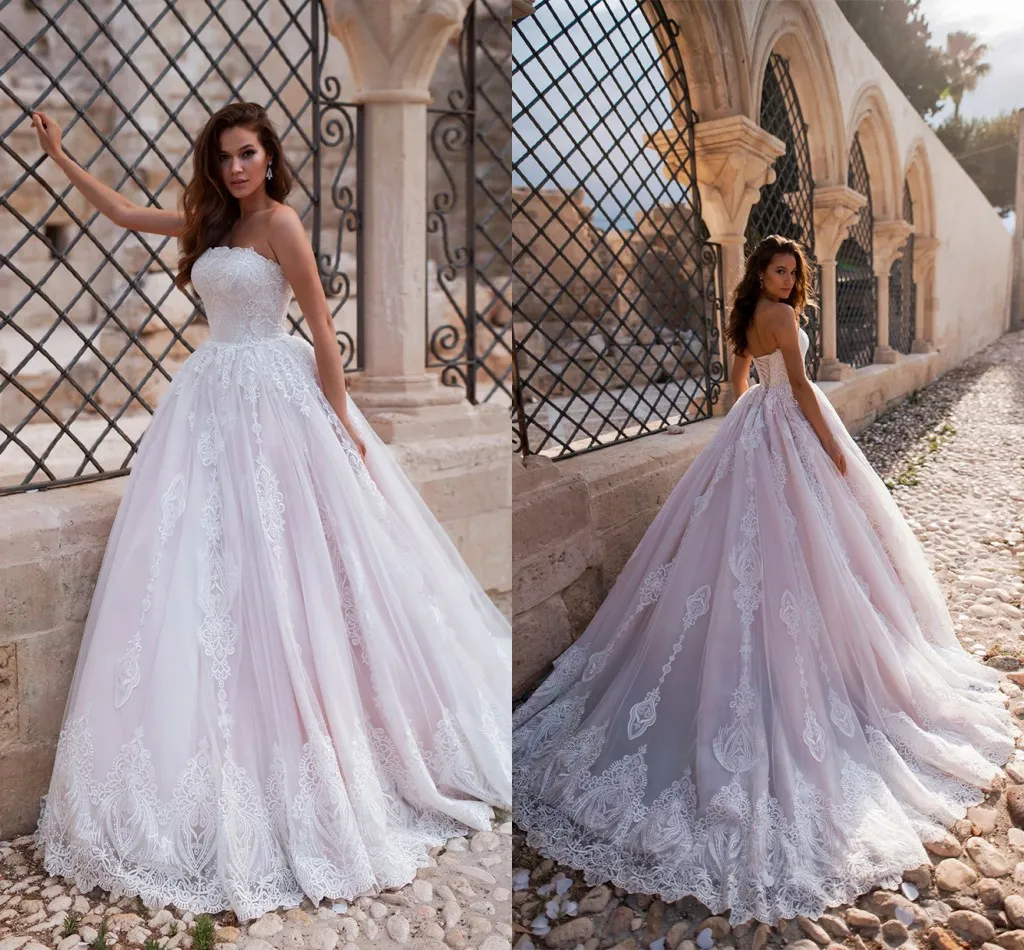 Blush Pink Ivory Ball Gown Lace Bohemian Wedding Dresses 2019 Applique Corset Strapless Court Train Garden Bridal Gowns Plus Size Reception