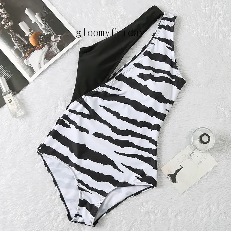 Black Bianco Moda Donna Costumi da bagno Swimwear One Piece Stripes Stampa Simple Swimwear Swimwear Sexy Girl Girl One Spalla Costume da bagno