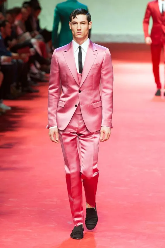 Handsome Two Buttons Hot Pink Satin Groom Tuxedos Peak Lapel Men Suits 3 pieces Wedding/Prom/Dinner Blazer (Jacket+Pants+Vest+Tie) W658