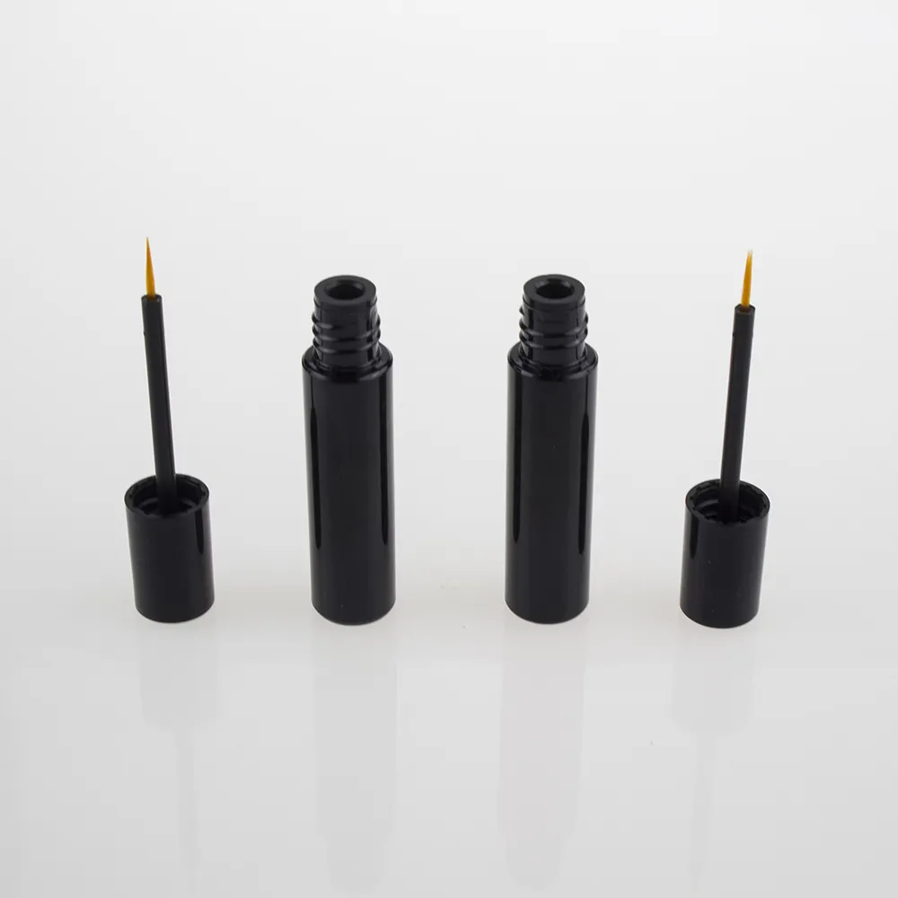液体アイライナー、ブラシの黒い化粧品のボトル、3.5mlの空のアイライナープラスチックブラックチューブのためのプラスチックの空のペン