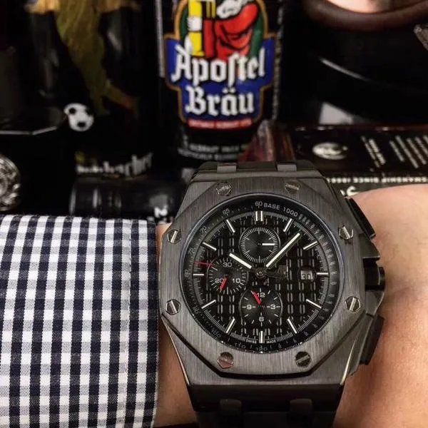 Montre sales cadran octogonal