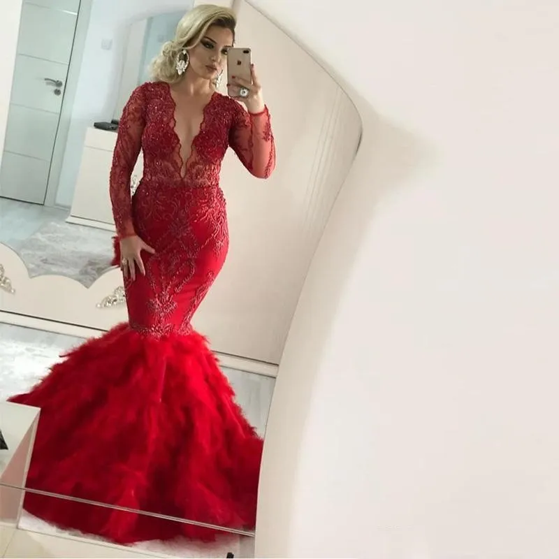 Plus Size Red Mermaid Evening Dresses Illusion Full Sleeves Sparkly Lace Sequins Tiered Ruffles Skirt Trumpet Dubai Prom Dress