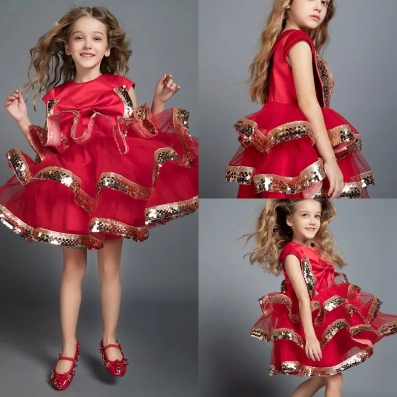 Glänzende Pailletten Blumen-Mädchen-Kleid-rote Tulle abgestuftes Röckchen Mädchen-Festzug-Kleider Netter Puffy Prom Brautkleider