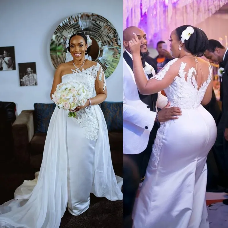 Sydafrikanska sjöjungfruliga klänningar med avtagbar tåg One Shoulder Långärmad Robe de Soiree Plus Size Bridal Dress Lace Applique