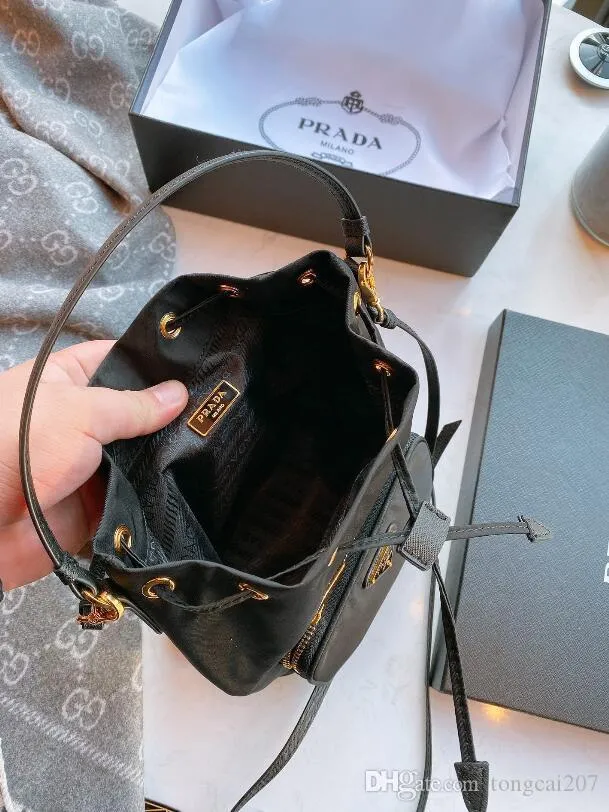 voor over Verschillende goederen New 2020 Style High Quality Womens Fashion Women Designers Leather Tassel  Soho Bag Disco Shoulder Bag Purse Handbags XXS&#13;Prada Bag 0157 From  Toutou1920, $51.82 | DHgate.Com