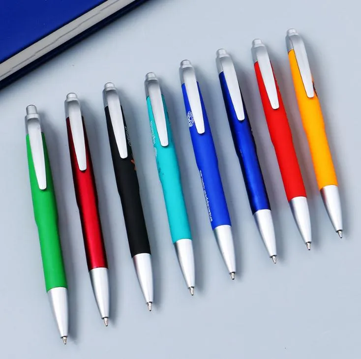 Caoutchouc en plastique avec logo personnalisé impression livraison rapide noir recharge stylo à bille stylo à bille stylo promotionnel personnalisé SN3108