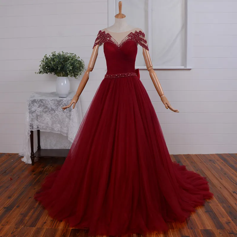 2019 Nuovo arrivo Abiti da sposa gotici rosso scuro 2019 con maniche ad aletta Perline cristalli Illusion Back Donna Abito da sposa moderno non bianco