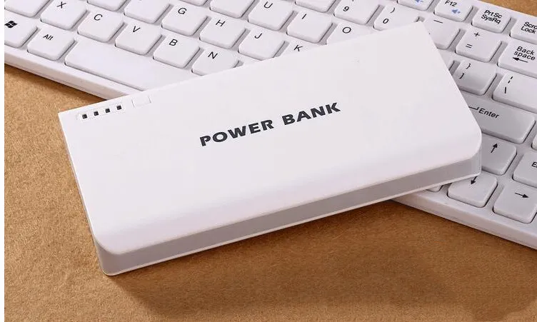 Zasilanie Banks Double USB Zewnętrzna bateria 20000 mAh Przenośny Bank Power Tablet z prawdziwym capcytacją