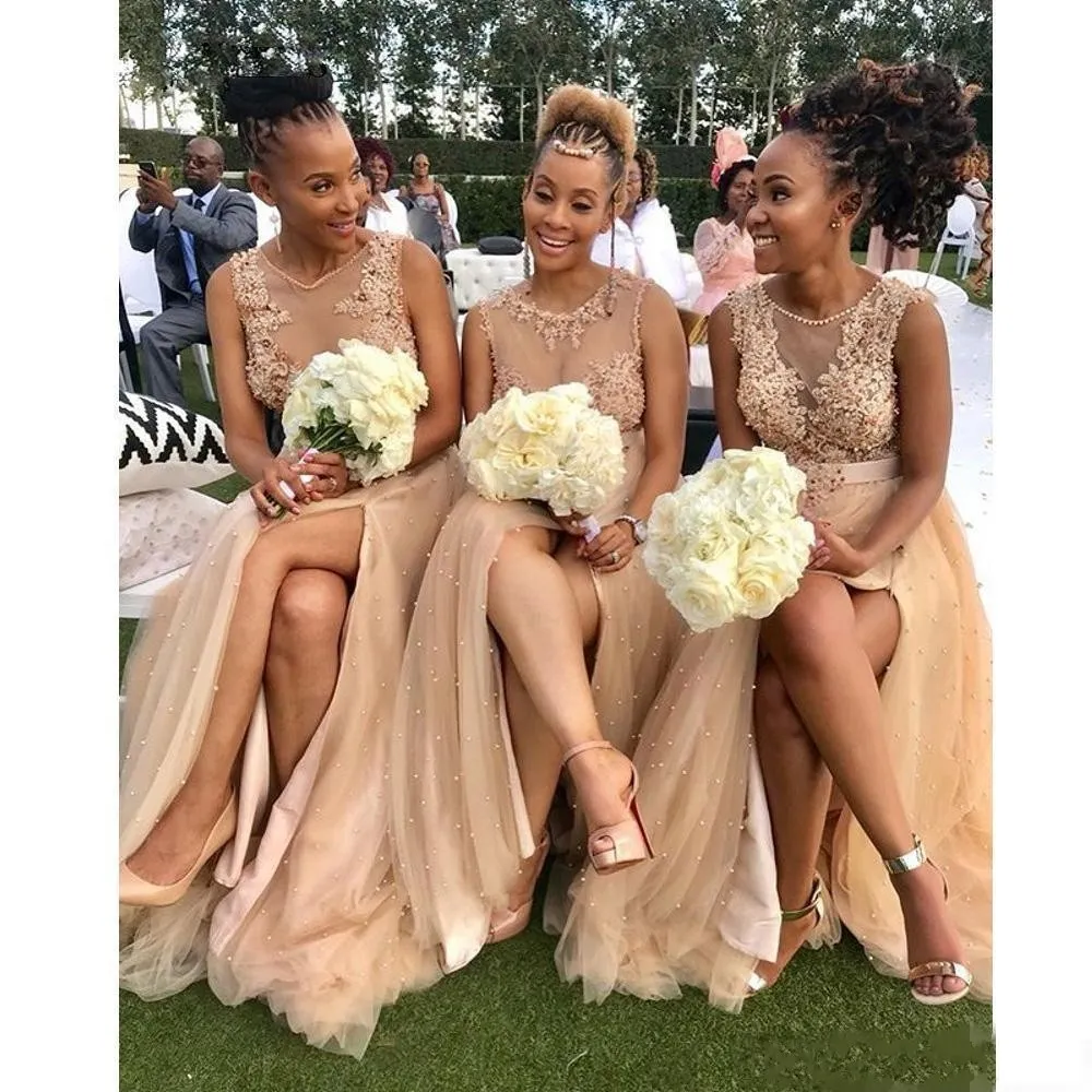 Champagne tulle applique pärlor brudtärna klänningar sida split sexiga afrikanska kvinnor bröllop gäst klänning prom party afton kappor formella billiga