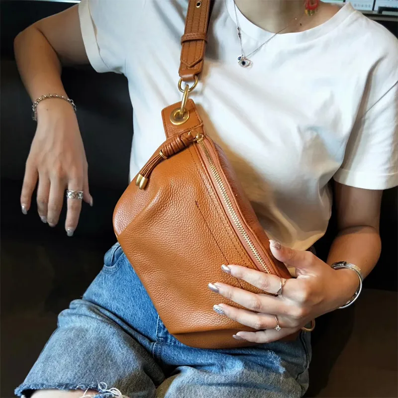 Genuine Cow Leather fanny pack for women waist bag waterproof belt bag purse fashion money belt ladies shoulder bag chain female2553