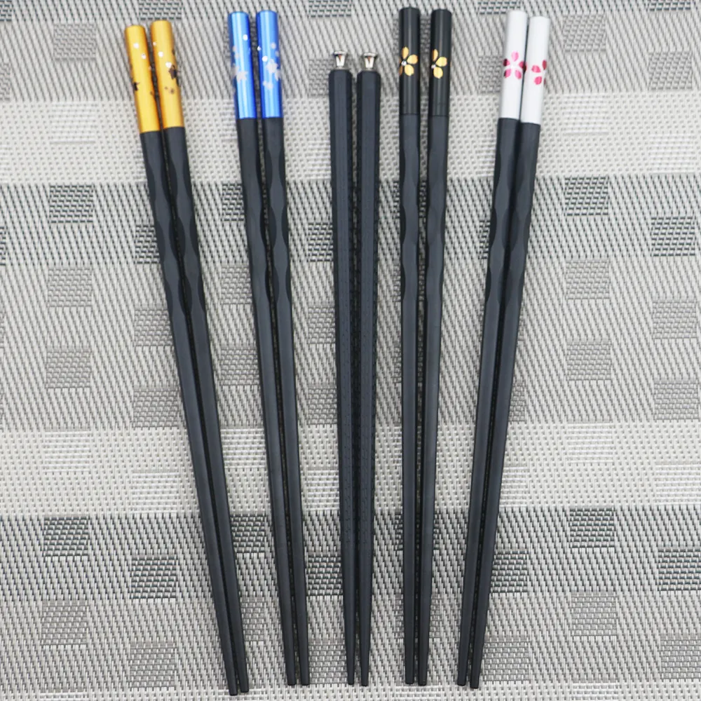1Pair Chinese Chopsticks Non-Slip Head Eloy Craft Type Chopsticks Anti-Scaling Table Svart Chopstick Återanvändbara HOLE HOTELL Pinnar