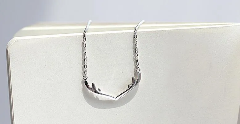 Wholesale-Christmas Gift Plated 925 Silver Antler Necklace Elk Horn Clavicle Chain Pendant Female Short 30% Silver Wholesale