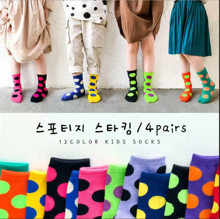 Çocuklar Çorap Bebek Sonbahar Kış Moda Polka Dot Yüksek Çorap Erkek Kız Şeker Renk Pamuk Rahat Çorap Parti Girdt Çorap Toptan CYP676