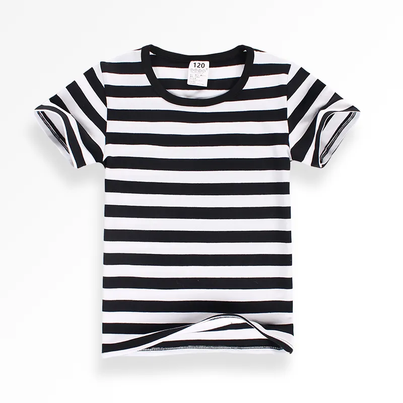 Camiseta rayas blancas on sale y negras niño