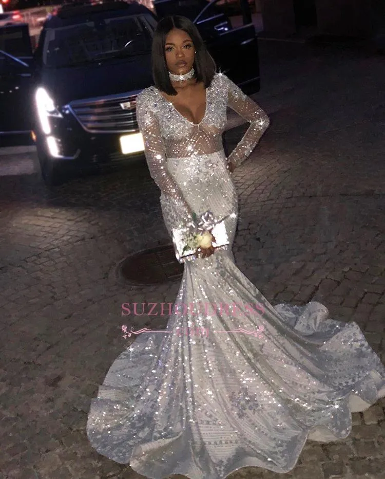 2k19 Sparkly Silver Sequins Mermaid Prom Klänningar för svart tjej Deep V Neck Långärmade Sexiga Evening Party Gowns BC0871