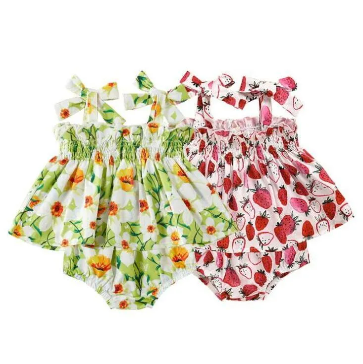 Bebek Kız Çilek Çiçek Baskılı Giyim Setleri Çocuklar Yaz Ilmek Kayma Elbise Şort Suits Çocuk Moda Tee Elbiseler PP Pantolon Set BYP538