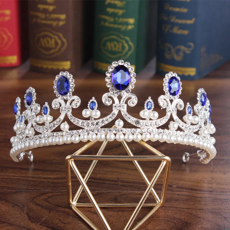 Glänzende Braut-Tiara 2019, Perlenkristalle, luxuriöse Bling-Bling-Hochzeits-Brautkronen, 15 x 6 cm, europäischer Stil, barocker Quinceanera-Abschlussball, formelle Kleidung