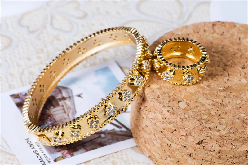 Anéis Bangles Define Moda feminina Flores Pulseiras Anéis Ouro Prata Meninas Jóias Wedding Set Presente do amante