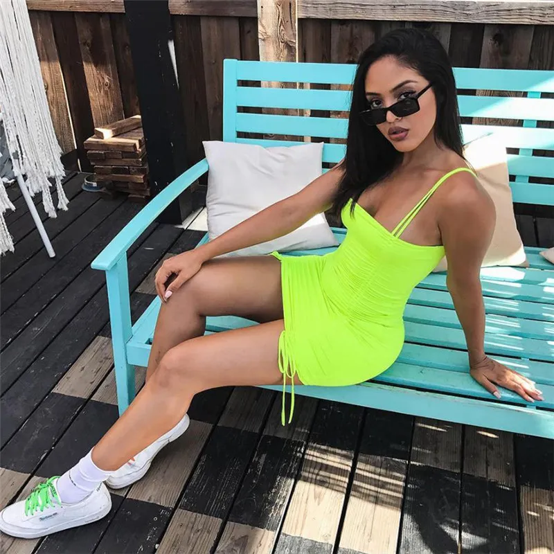 Vestido Bandage plisado de ne n ropa Sexy para discoteca ropa de calle de verano 2019 Mini vestidos ajustados con tirantes finos para mujer