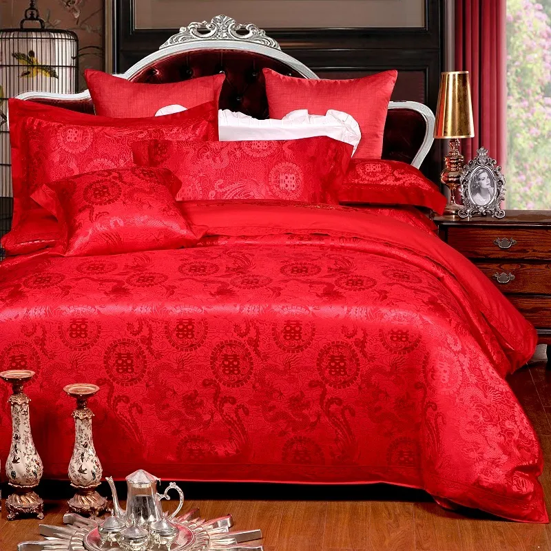 Lyx Jacquard Silk sängkläder 100% Bomull Broderad inklusive Duvet Cover Bed Sheet Pillowcase Kinesisk röd stil Bröllop T200422