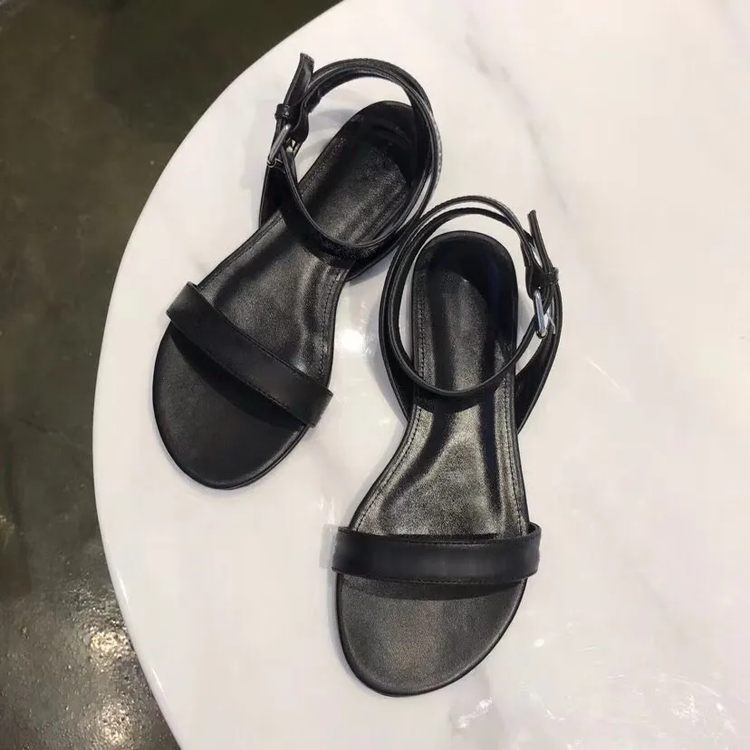 Baskılı Hakiki Deri Sandal Kadın Ayak Bileği Kayışı Sandal Burnu açık Düz Ayakkabı Tasarımcısı Kadın Sandal Kutusu Ile Yaz Nefes Düz Sandalet