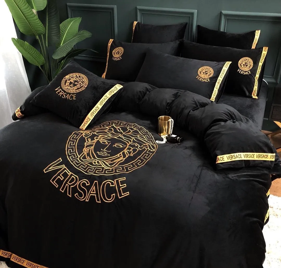 Patrón Negro Al Por Mayor Del Lecho 4 Piezas Especiales Estilo Impresión Reactiva Nórdica Funda De Bedsheet Decoración Del Hogar Fle De 129,52 € | DHgate