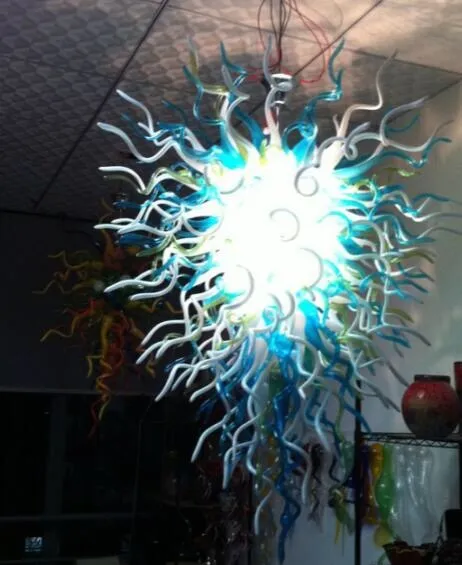 ペンダントランプ現代美術シャンデリア100％手の吹きガラスシャンデリアLEDの電球と照明家の装飾的なペンダントライトカスタムサイズ