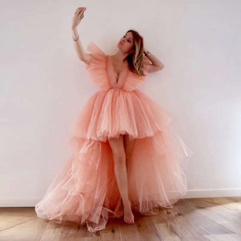 2020 SINGOLO ELEMENTO Trendy Tulle Blush Pink Tulle a strati Abiti da ballo profondo scollo a V increspato Alto basso a strati Increspature Tutu abito da sera301s