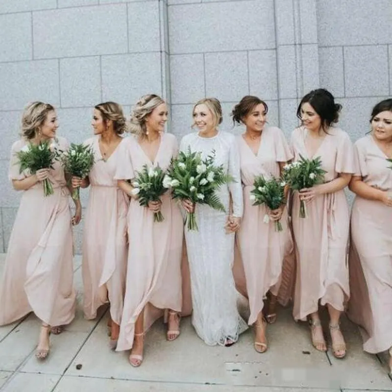 2019 Blush Boho Vestidos De Dama De Honor Mangas Cortas Elegante