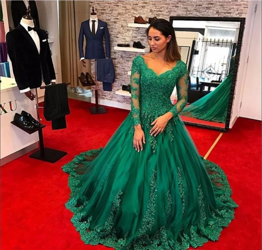 Formalne Szmaragdowe Green Sukienki Wzierze Wieczorowe 2019 Z Długim Rękawem Koronki Aplikacje Plus Size Prom Suknie Robe de Soiree Elie Saab Suknie Wieczorowe