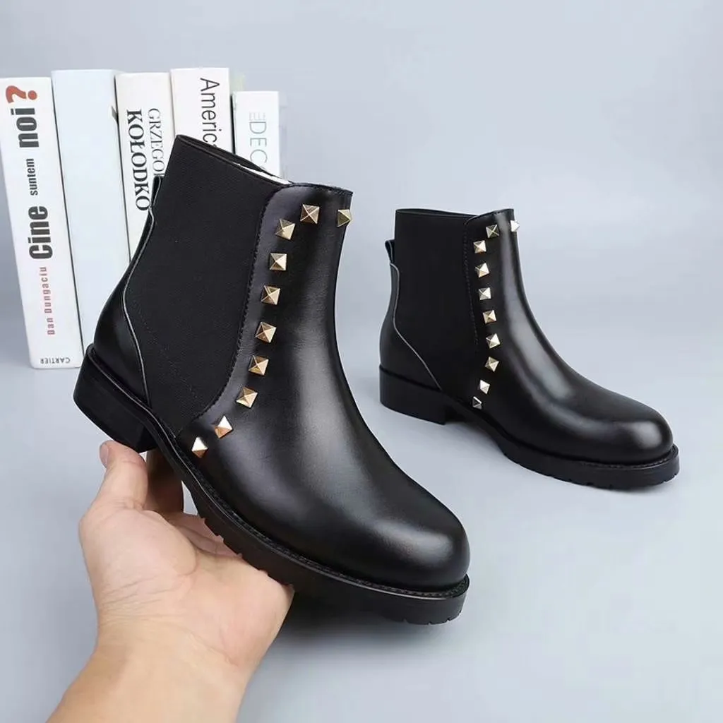 Rivets Femmes Hiver Cheville Bottes Chaussures 2018 Slip On Mode En Cuir Dames Robe Parti Court Chaussons Goujons Femme Piste Martin Bottes Zapatos