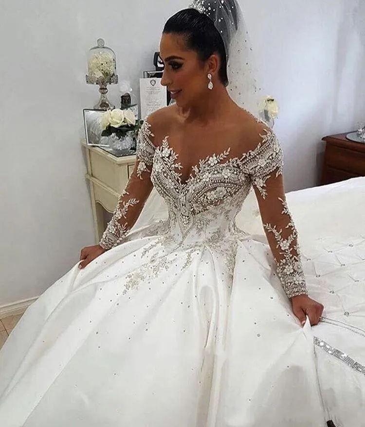 2019 New Sexy vestido de baile vestidos de casamento Sheer Neck mangas compridas ilusão de cristal frisado cetim Sexy Voltar trem capela Plus Size vestidos de noiva