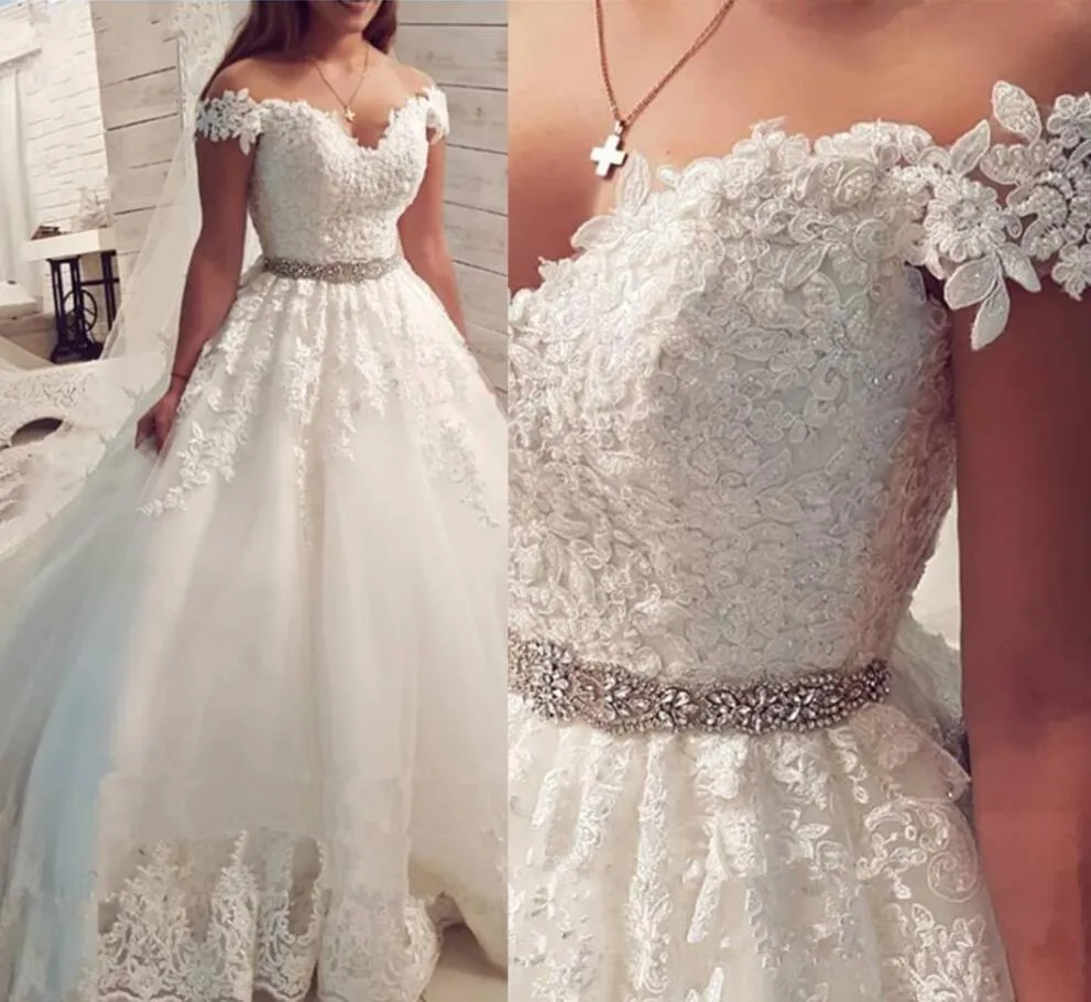 Saudi Arabia Off The Shoulder Vintage Lace Wedding Dress 2020 Ball Gown