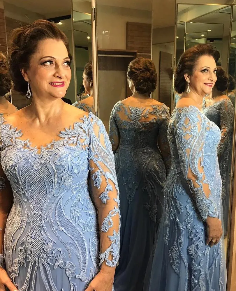 Céu Azul Mãe da Noiva Vestidos Longa Lace Lace Appliqued Grânulos Chic Plus Size Wedding Guest Dress Vestidos de Envio Sereia Vestidos de Noite