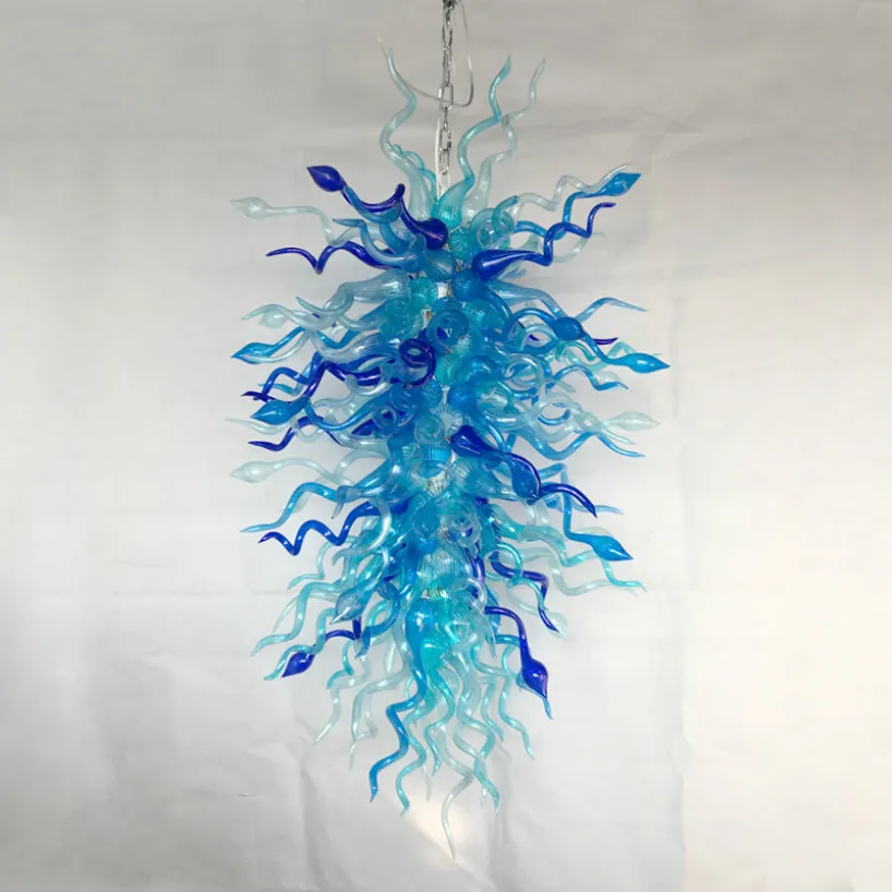 ホームパーティーの装飾のための高品質のランプ手作りの吹きチャンネル照明の青い色の大きいモダンなLEDガラスシャンデリア