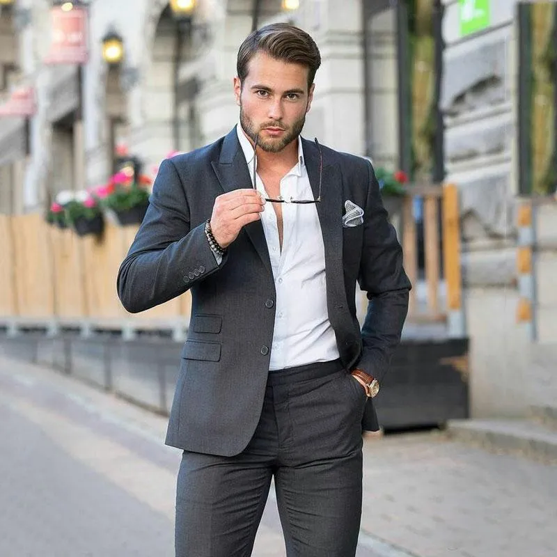 Mode gris foncé hommes mariage smokings pic revers marié garçons d'honneur smokings homme blazers veste excellent costume 2 pièces (veste + pantalon + cravate) 519