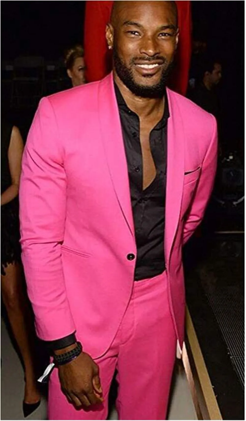 El m s nuevo traje de boda fucsia para hombre chal con solapa corte entallado chaqueta de 2 piezas pantal n para novio de boda esmoquin traje