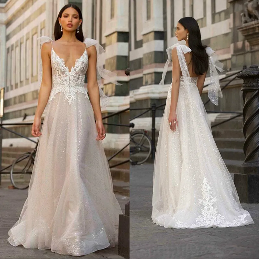 Muse par Berta robes de mariée 2020 une ligne dentelle appliquée paillettes scintillantes Spaghetti Bohême robe de mariée sur mesure mariée Abiti da sposa