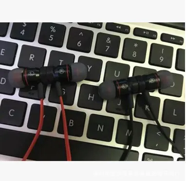 Tanie M9 Magnes Metal Sports Zestaw Słuchawkowy Bluetooth Bezprzewodowy Stereo Wodoodporny Dowolny Dowolny Siłownia Słuchawki Sportowe z MIC