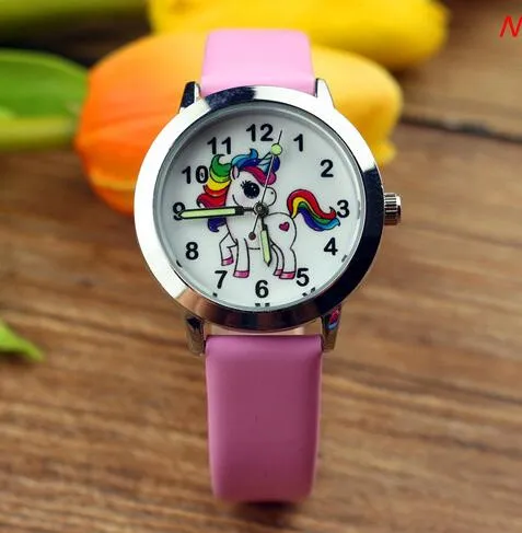 Najnowszy Unicorn Desgin Dzieci Cartoon Moda Zegarki Kwarcowy Children Jelly Boy Girl Student Studenci Wristwatch Luminous Hands Skórzany Zegarek