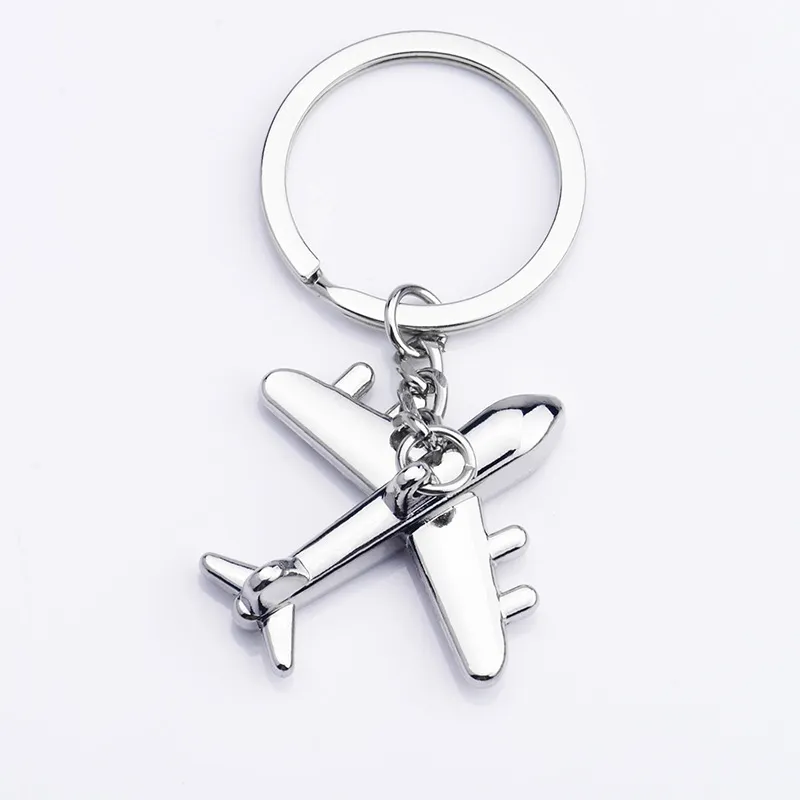 Creative Nyckelkedjor Flygplan Metall Keychains Fashion Pendant Bag Hängande Personlighet Nyckel Kedja för fansgåvor