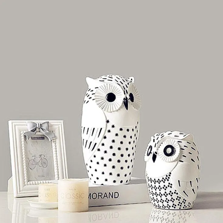 Simulation Owls Statue Animal Colophony Crafts Office Hotel Clubhouse Living Room Decor Purely Manual, Art, Crafts Living